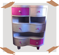 mobilier ne carton, table de nuit en carton.