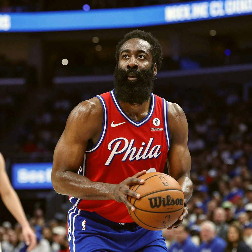 Lakers ngược dòng trước Clippers: Reaves 28 điểm, Doncic ném 8/21 và cái giá của một đêm bắn kém