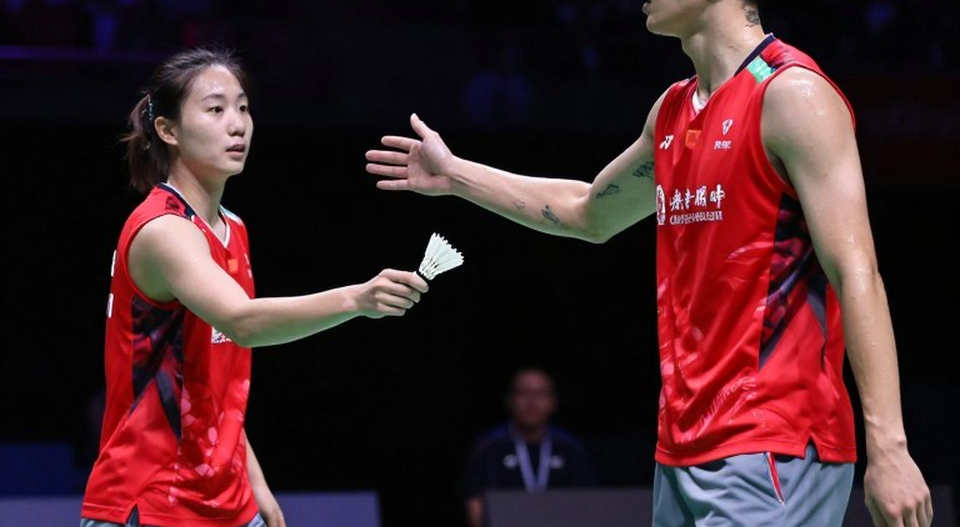 Alwi Farhan tập cùng Kento Momota trước Asian Games 2026: buổi đánh tập không có cột số liệu nào