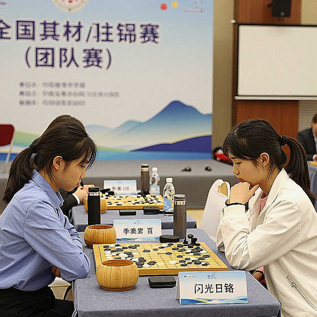 Magnus Carlsen nhận xét hiếm hoi về Javokhir Sindarov sau ván hòa tại Global Chess League 2026