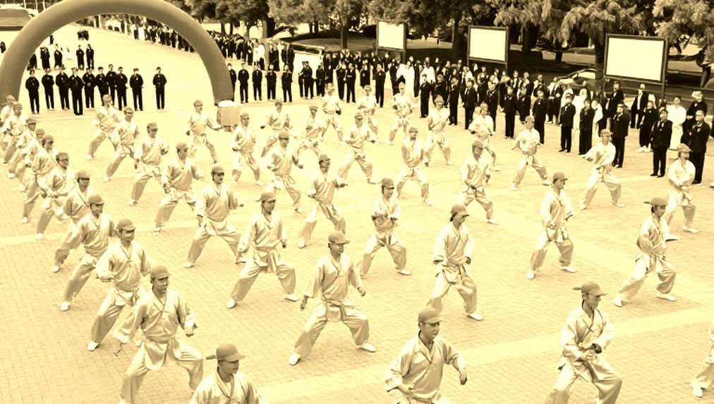 HCV karate kata đồng đội tại Asiad 20: Mười lăm lá cờ và khoảng lặng phía sau tấm huy chương vàng