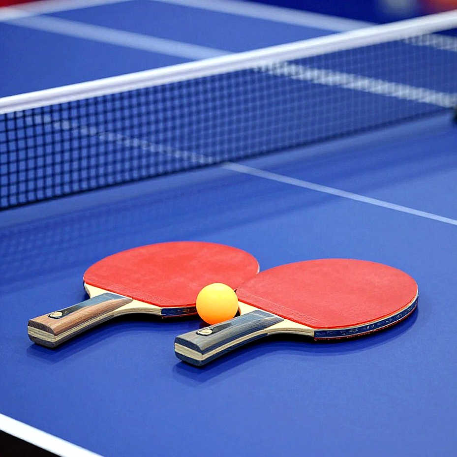 Keighley Table Tennis Centre: Eight Tables and a Bottleneck at the Coaching Bench Keighley Table Tennis Centre: Eight Tables and a Bottleneck at the Coaching Bench
