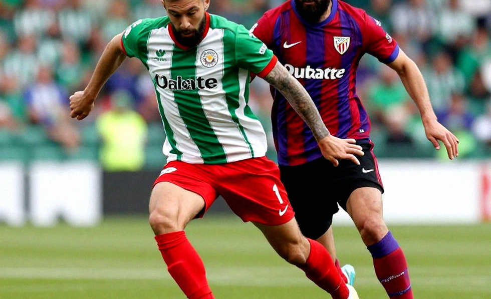 Chiếc giày trên trán Ricardo Marín: Clásico Nacional, ký ức Bofo và một bàn thắng mẫu Chiếc giày trên trán Ricardo Marín: Clásico Nacional, ký ức Bofo và một bàn thắng mẫu
