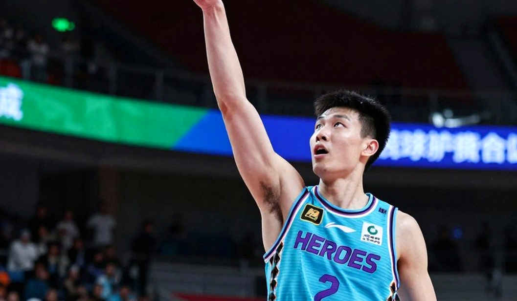 Biên lai của ba ngôi sao: Giannis, LaMelo, LeBron và cái giá không ai muốn đếm Biên lai của ba ngôi sao: Giannis, LaMelo, LeBron và cái giá không ai muốn đếm