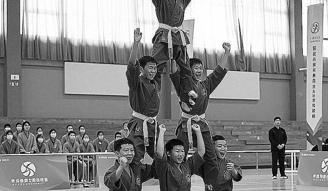 Thị trường võ thuật Việt Nam 2026: Khi những 'ông lớn' chuyển nhượng im lặng và câu hỏi về tương lai của thế hệ võ sĩ trẻ