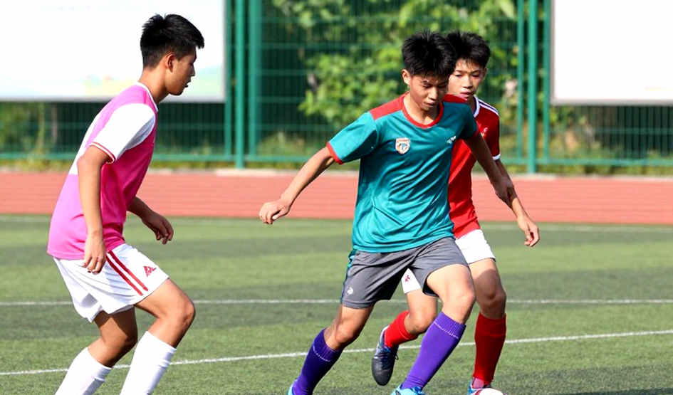 VAR, SAOT và kỳ chuyển nhượng V.League: Khi luật phải học cách chạy nhanh hơn công nghệ