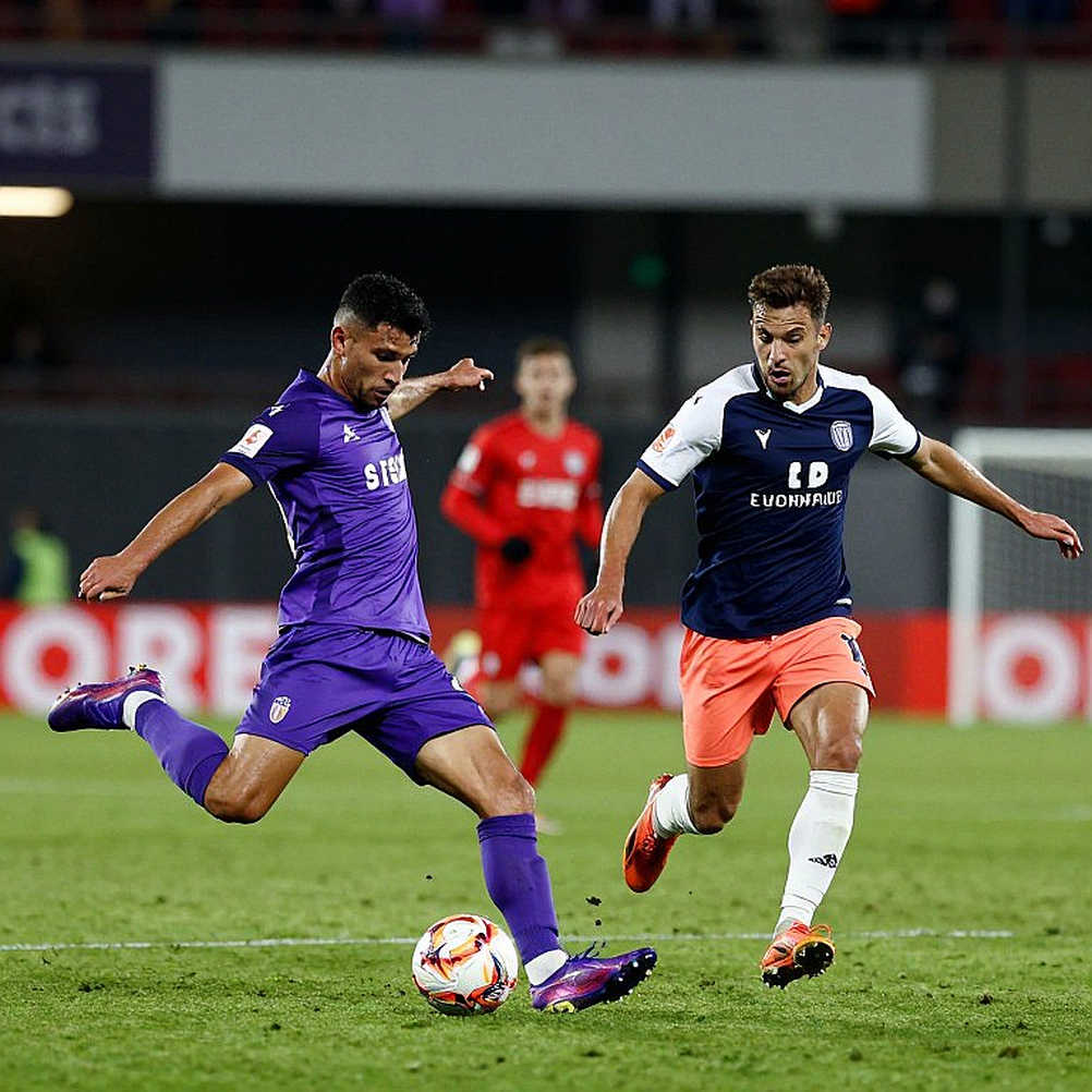 Kỳ chuyển nhượng V.League: Khi dữ liệu chỉ để trang trí