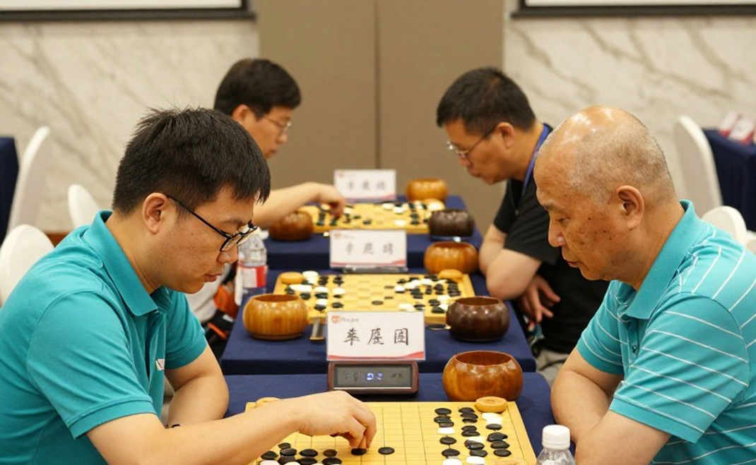 Karsten Müller và 25 năm dạy cờ: Endgame Academy đang thay đổi cách học tập cuối ván cờ như thế nào