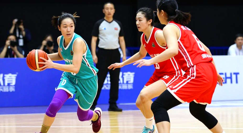 Paula Peroncikova nhảy 6,44 mét, nhưng không ai hỏi gió thổi bao nhiêu Paula Peroncikova nhảy 6,44 mét, nhưng không ai hỏi gió thổi bao nhiêu