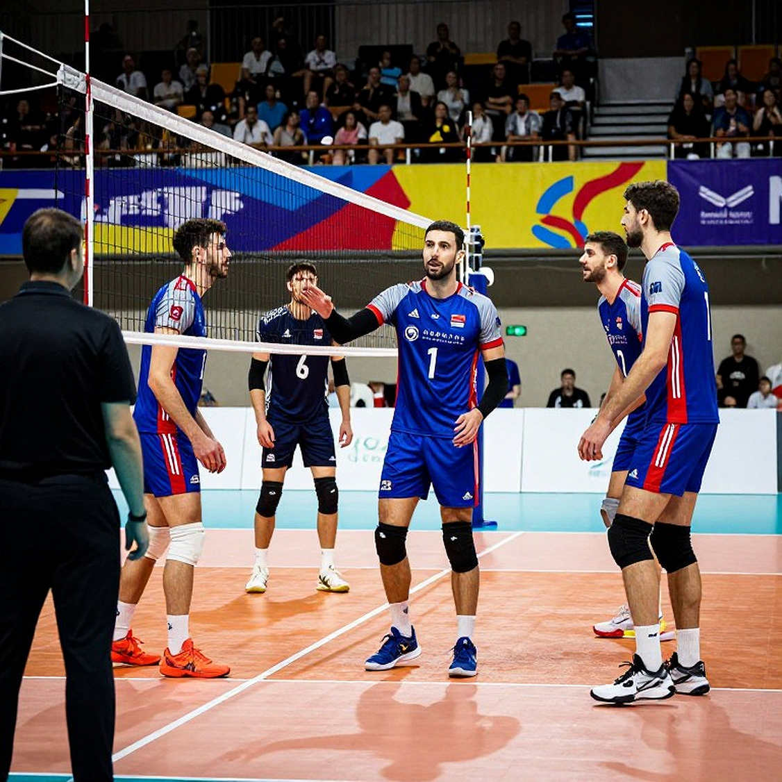 Binh chủng Thông tin vô địch bóng chuyền nữ quốc gia 2026: Chiến thắng của hỏa lực và sự chuộc lỗi